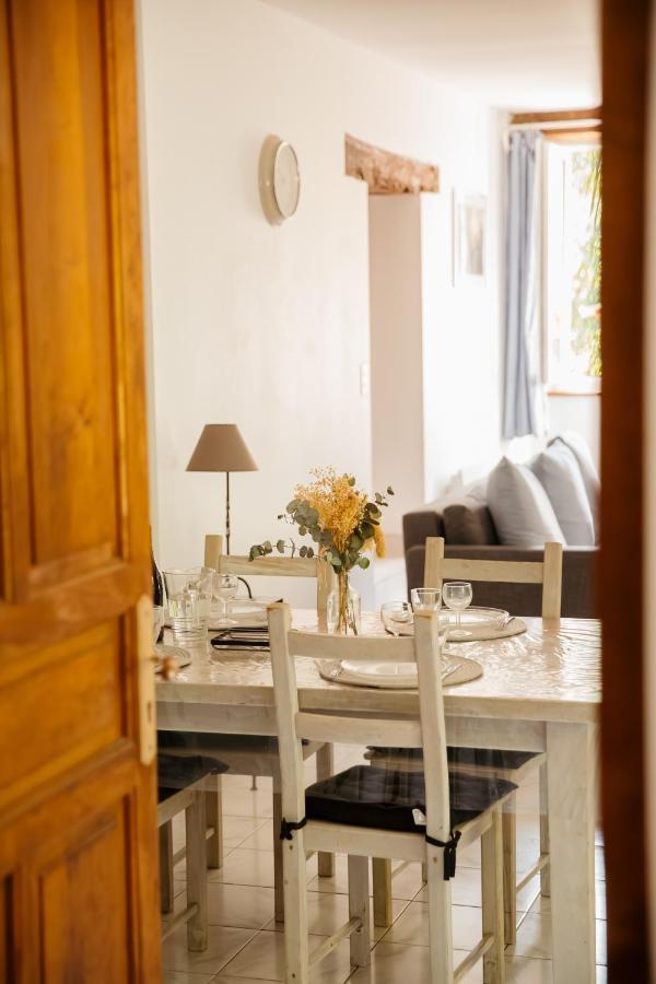 La Borgnardais Gite En Broceliande, Proche Guer - 1 A 11 Couchages Loutehel エクステリア 写真