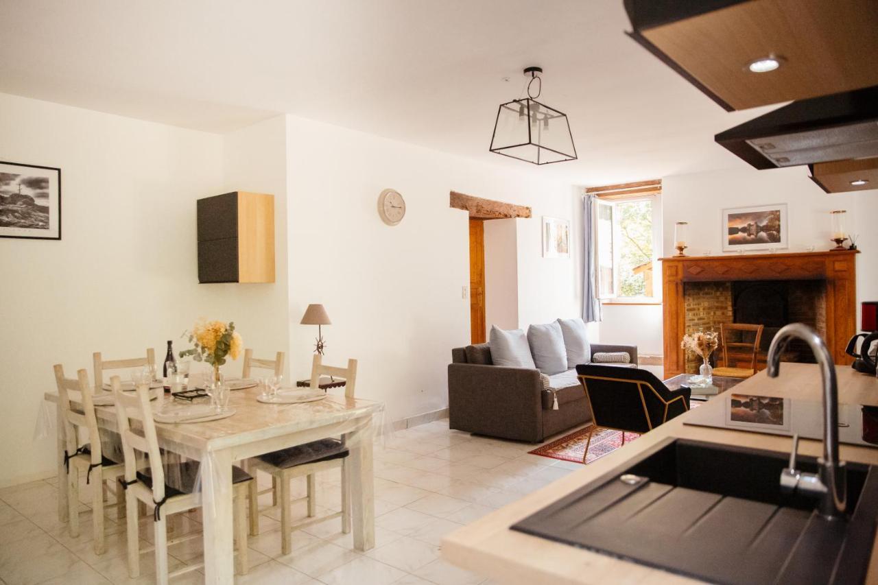 La Borgnardais Gite En Broceliande, Proche Guer - 1 A 11 Couchages Loutehel エクステリア 写真